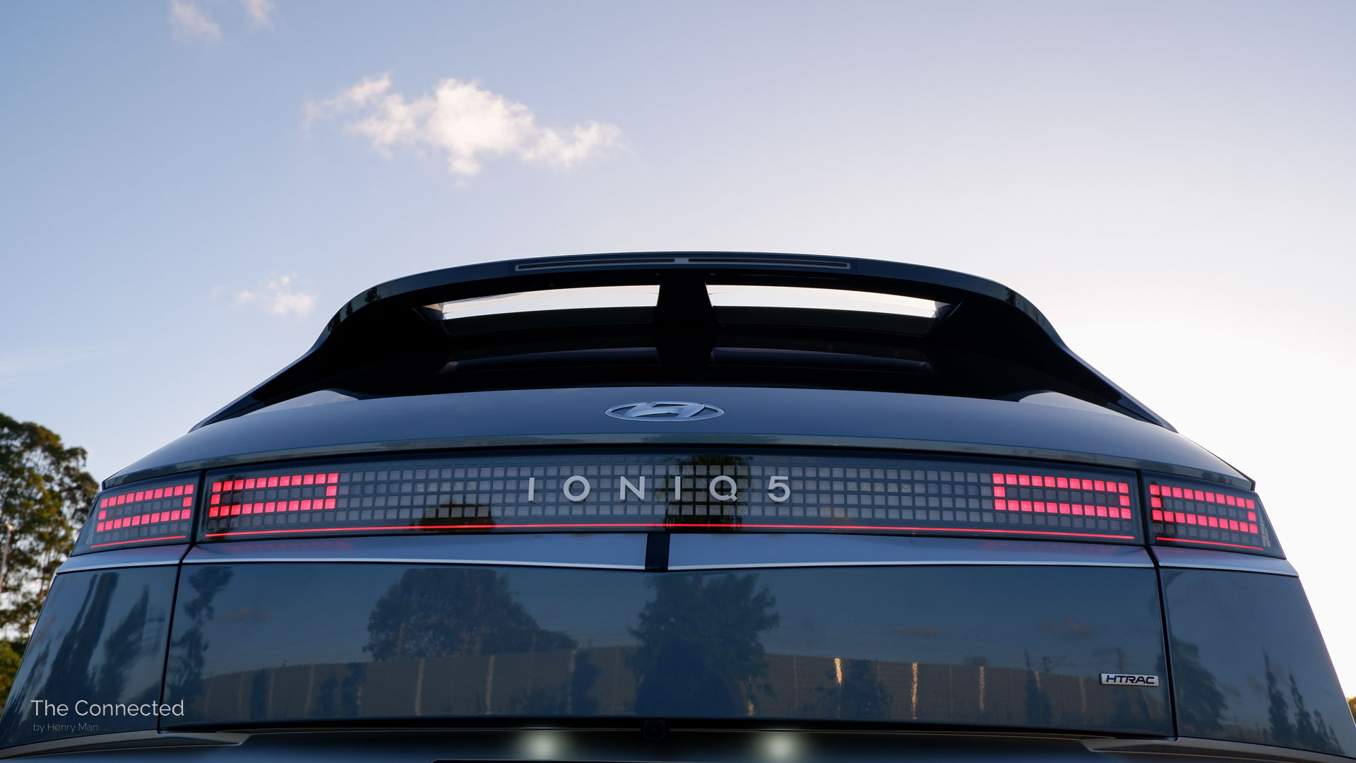 Hyundai Ioniq 5 rear tailgate with pixel tail-lights on