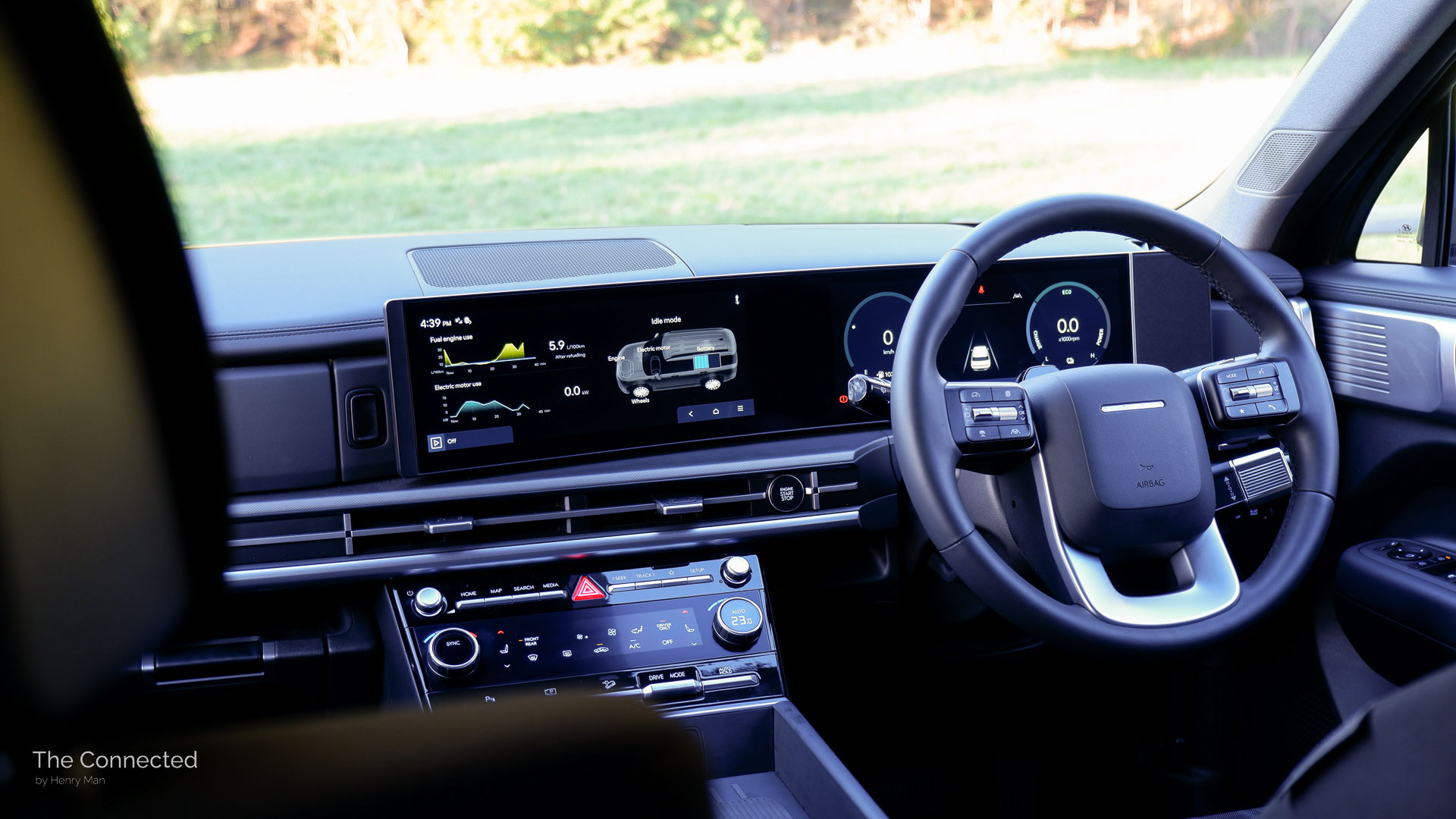 2025 Hyundai Santa Fe Hybrid interior dashboard