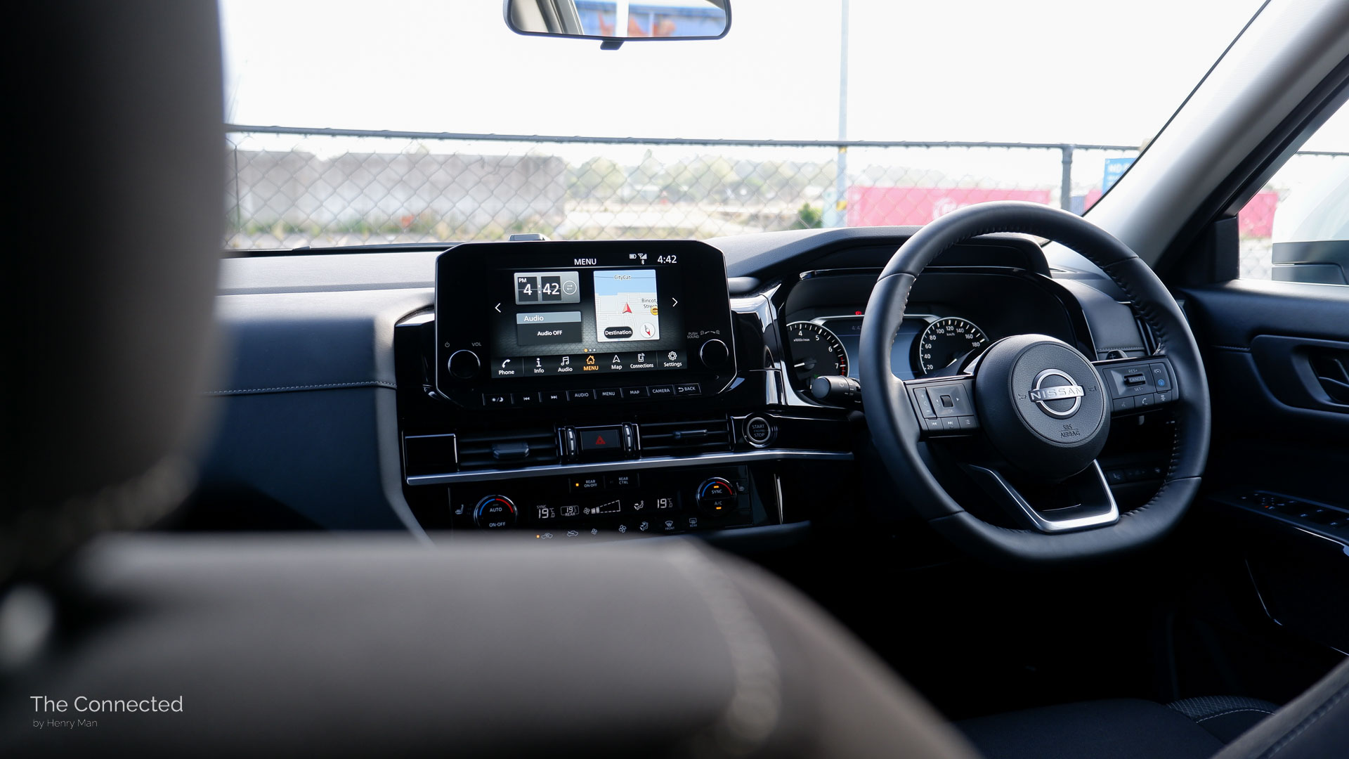 2025 Nissan Pathfinder ST-L interior dashboard