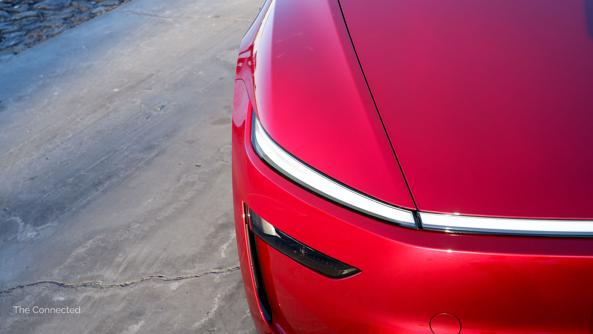 2026 Tesla Model Y RWD Ultra Red front bonnet and light bar