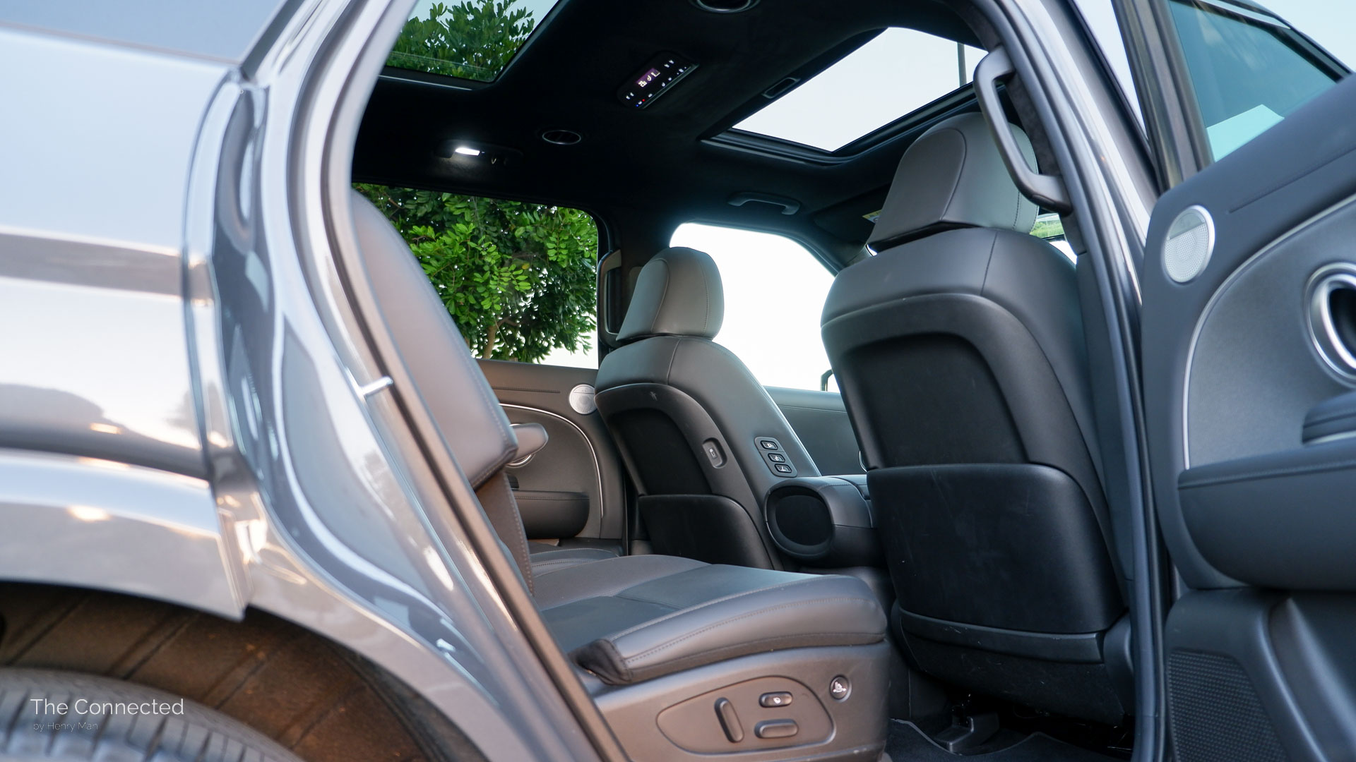 2026 Hyundai Palisade Calligraphy Hybrid second row seats