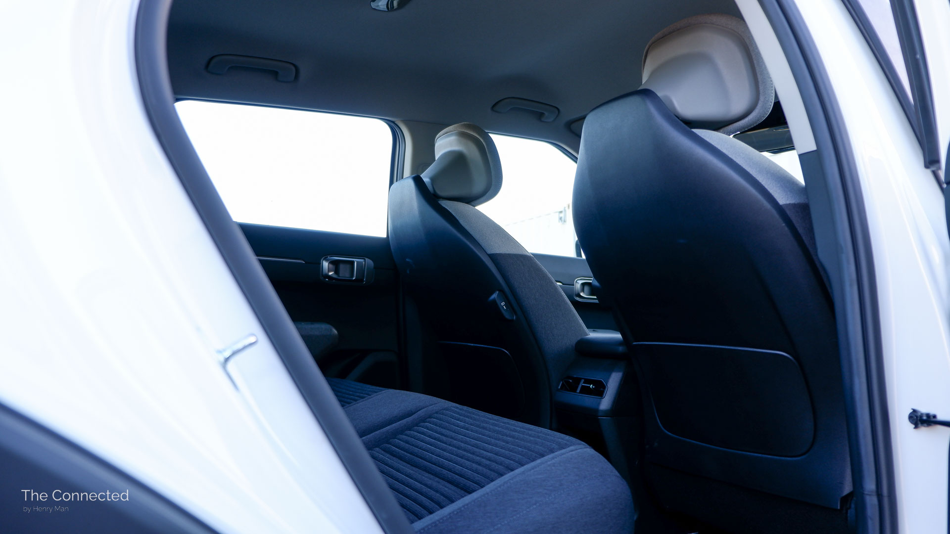 2026 Kia EV4 Air rear row seats